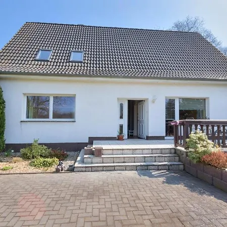 Haus No12 Nahe Hanstestadt Greifswald * Kiesow